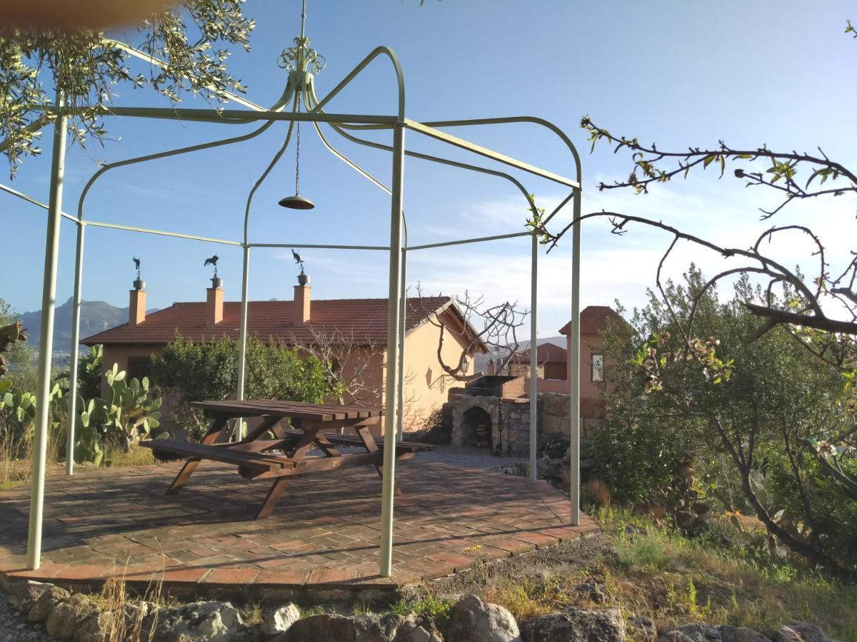 Villa Paladino Solunto Санта-Флавія Екстер'єр фото